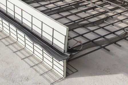 Stremaform Dehnfuge mit Fugenband